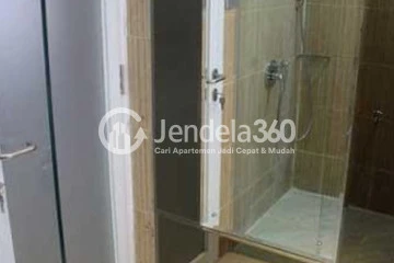 Bathroom Elegant 1BR Apartment Low Floor with City View at MT Haryono Residence