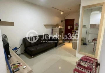 Other Fancy 1BR Apartment at Permata Eksekutif Apartment Middle Floor