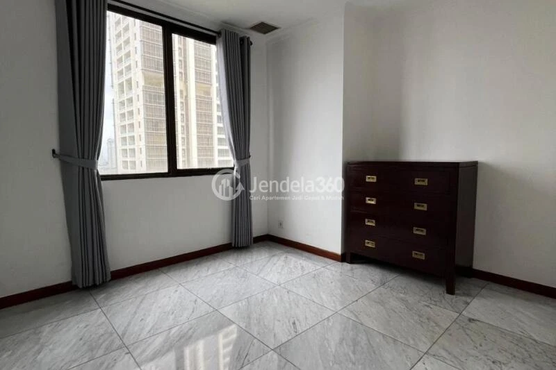 Bedroom 2 Flawless 3BR Apartment Middle Floor with City View at Simprug Indah Apartment