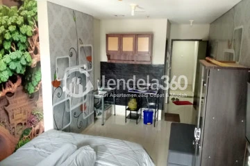 Bedroom Good Deal Studio Apartment Low Floor with City View at Nifarro Park Apartment