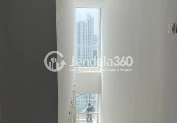 Other 2BR Springhill Royale Suites Apartment at Middle Floor
