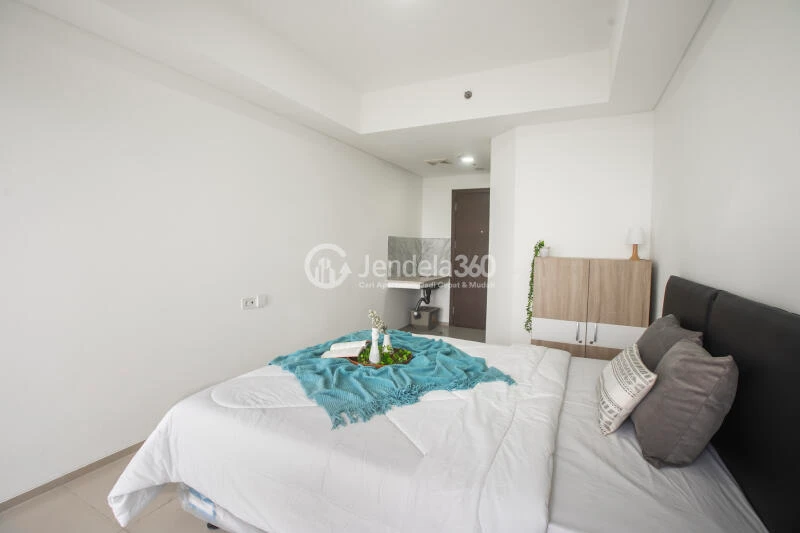 Bedroom Studio Pacific Garden Apartment at Tower -