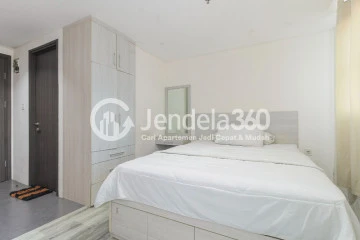 Bedroom Homey Studio Apartment at Bintaro Icon Apartment Tower Amethys