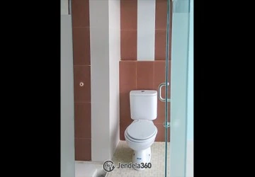 Bathroom Studio Apartment with city view View at Saladdin Mansion
