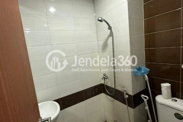 Bathroom Relaxed Studio Apartment at Margonda Residence 3 Tower 3