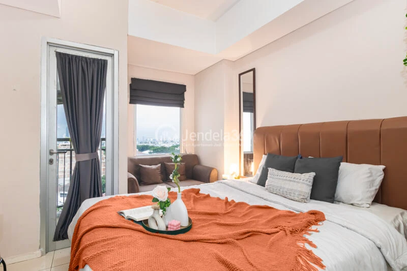 Bedroom Well Located Studio Apartment at Green Lake Sunter Apartment Low Floor