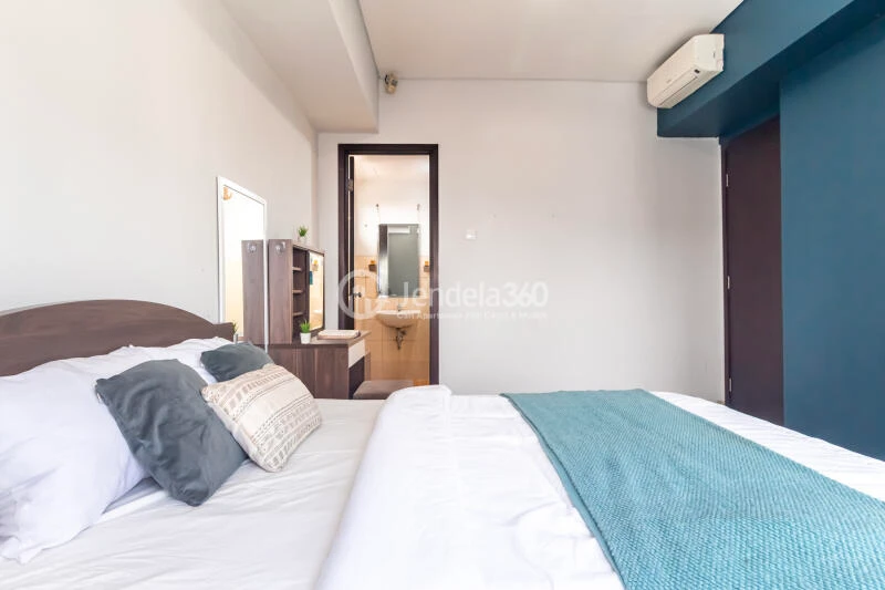 Bedroom 1 High Floor 3BR Apartment with city View at Aspen Residence Apartment