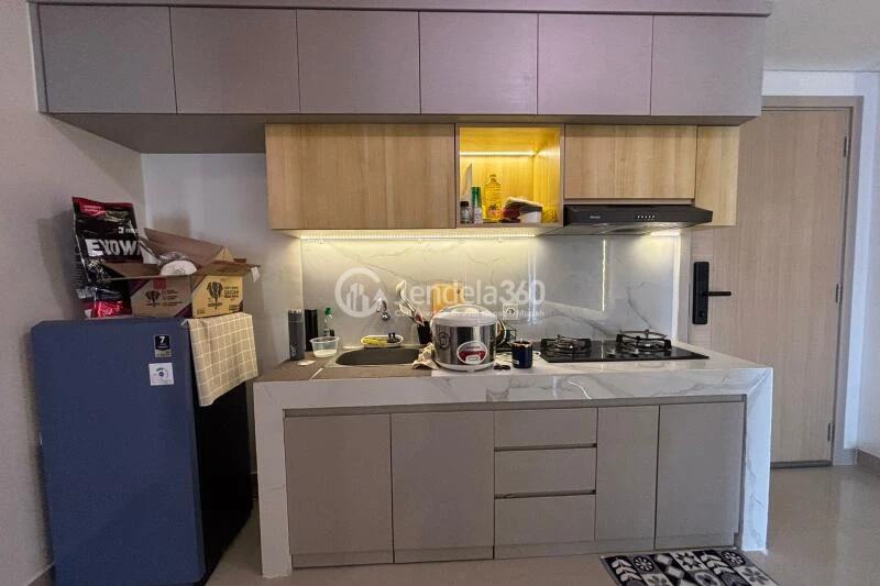 Kitchen Peaceful 2BR Apartment Middle Floor with  View at Paradise Mansion Apartment