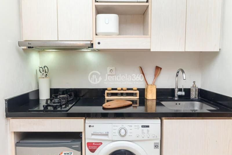 Kitchen The Mansion Kemayoran Bougenville 1BR Fully Furnished