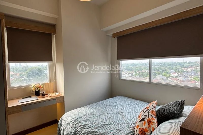 Bedroom 1 2BR Parkland Avenue Apartment at Low Floor