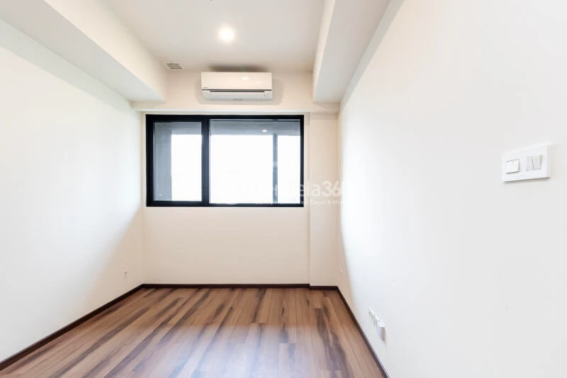 Bedroom Low Floor Studio Apartment with  View at Branz Mega Kuningan Apartment