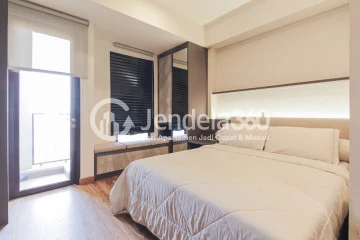 Bedroom High Floor Studio Apartment with City (Timur) View at Vasaka Solterra Apartment