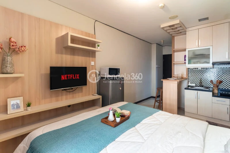 Bedroom Trendy Studio Apartment Low Floor with City View at Nifarro Park Apartment