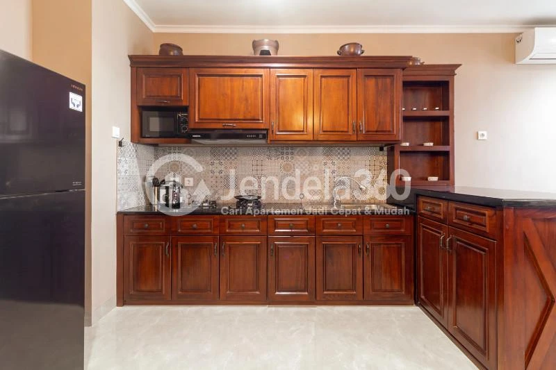 Kitchen 1BR Apartment with City View at Cervino Village