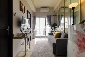 Living Room Stylish Fully Furnished 2BR Apartment with City View at Serpong Green View Apartment, Special Price!