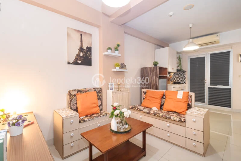 Living Room Oak Tower Apartment 2BR Tower A