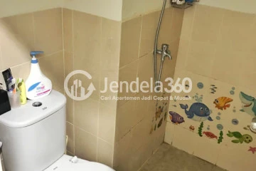 Bathroom Podomoro Golf View Apartment 2BR Fully Furnished