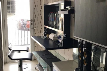 Living Room 1BR Apartment with  View at Northland Ancol Residence