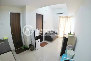 Living Room Cozy 1BR Apartment Low Floor with City View at Margonda Residence