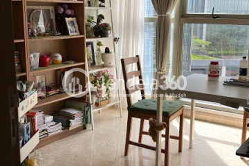 Living Room Gold Coast Apartment 2BR Fully Furnished