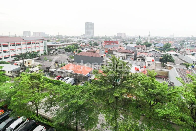 Balcony Puri Orchard Apartment Studio Tower Orange Tower