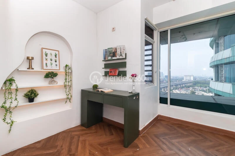 Bedroom 2 Comfortable 2BR Apartment at Grand Kamala Lagoon Apartment Tower Emerald North