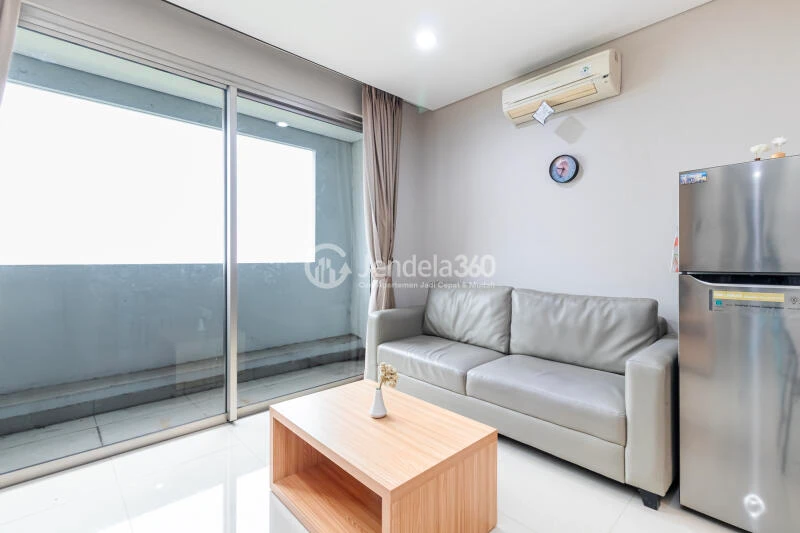 Living Room 2BR Apartment with  View at Paddington Heights Apartment