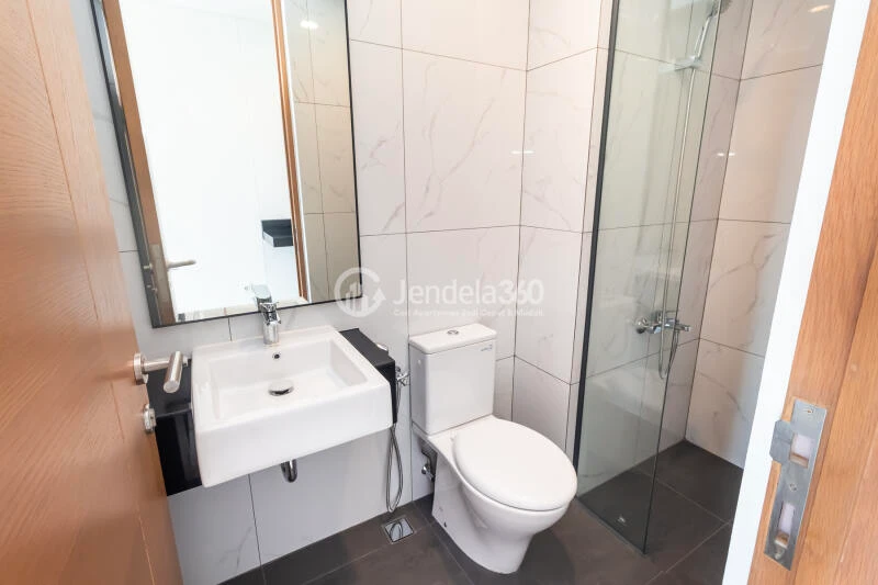 Balcony Studio The Newton 2 Ciputra Apartment at High Floor
