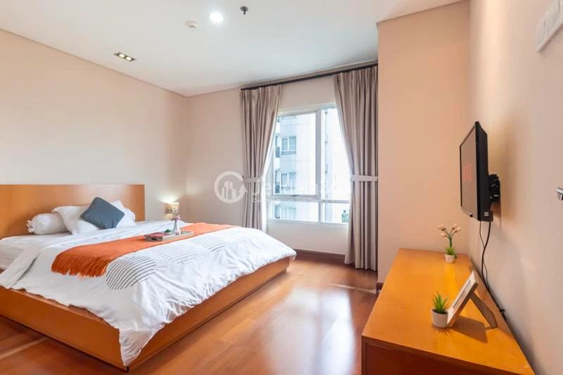 Bedroom 1 3BR Apartment with City View at Permata Hijau Residence