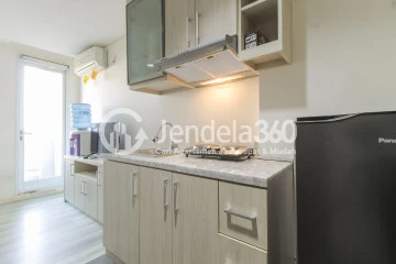 Kitchen Homey Studio Apartment at Bintaro Icon Apartment Tower Amethys