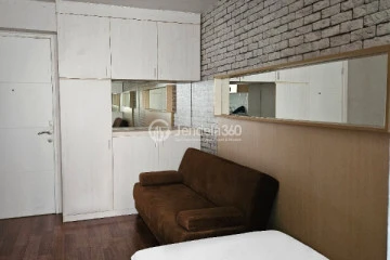Bedroom Cozy Studio Apartment Middle Floor with  View at Bassura City Apartment