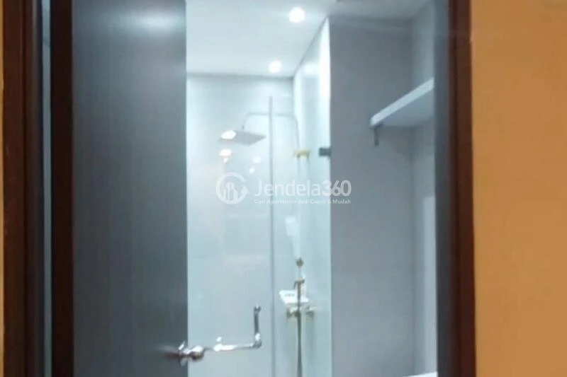 Bathroom Studio Apartment with - View at Transpark Cibubur Apartment