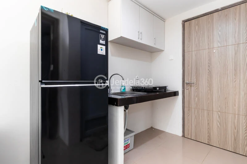 Kitchen 2BR Anwa Residence Apartment at High Floor