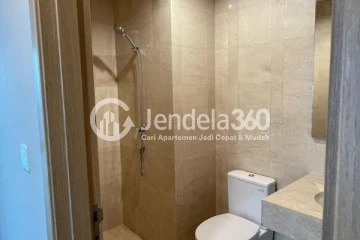 Bathroom 3BR Holland Village Apartment at Tower Holland One