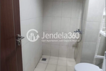 Bathroom 2BR Apartment with  View at Vittoria Residence