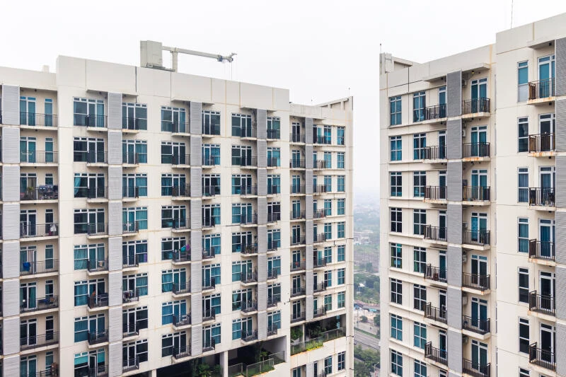 Balcony Puri Orchard Apartment Studio View pool and city