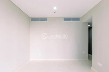 Bedroom 1 Low Floor 3BR Apartment with City View at Ciputra World 2 Apartment