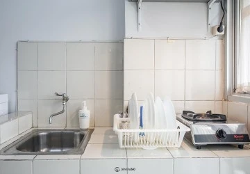 Kitchen Bintaro Park View 2BR Fully Furnished