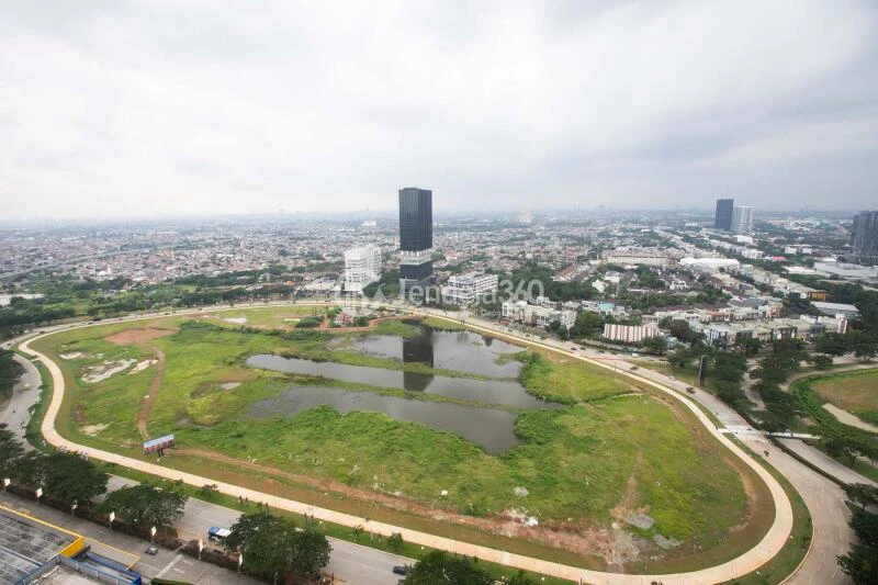 Balcony 2BR Sky House Alam Sutera Apartment at High Floor
