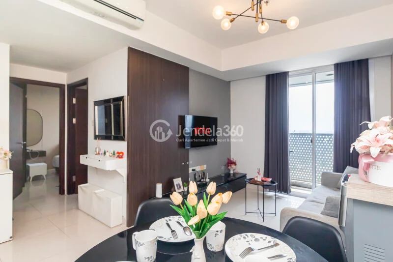 Living Room The Crest West Vista Puri 2BR Fully Furnished