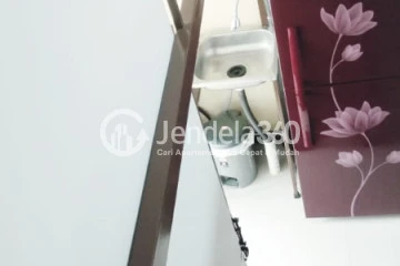Bedroom Low Floor Studio Apartment with City View at Vittoria Residence