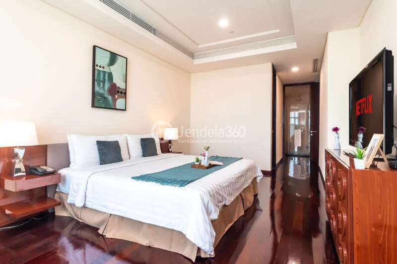Bedroom 1 2BR Apartment with City View at Shangri-La Residence