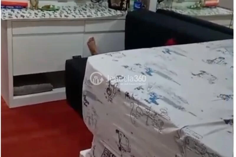 Bedroom Compact Studio Apartment at Transpark Cibubur Apartment Middle Floor