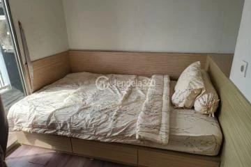 Bedroom 1 Low Floor 2BR Apartment with  View at Springwood Residence