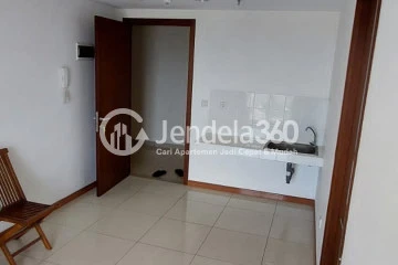 Kitchen 1BR M Town Signature Serpong Apartment at High Floor