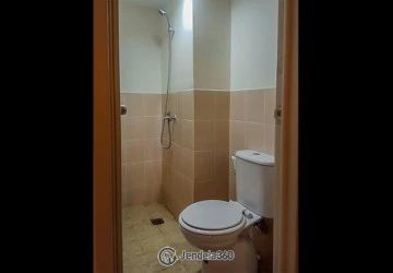 Bathroom Affordable Studio Apartment Low Floor with Golf View at Podomoro Golf View Apartment