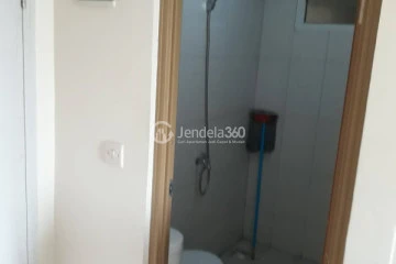 Bathroom Best Deal 2BR Apartment Low Floor with City View at Grand Centerpoint Apartment