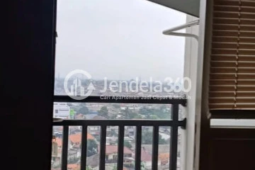 Balcony Flawless Studio Apartment Low Floor with  View at Green Lake View Apartment