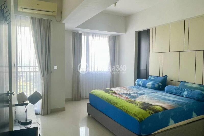 Bedroom High Floor Studio Apartment with  View at Westmark Apartment