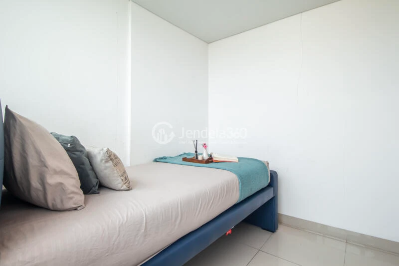Bedroom 2 2BR Springhill Terrace Residence Apartment at Low Floor